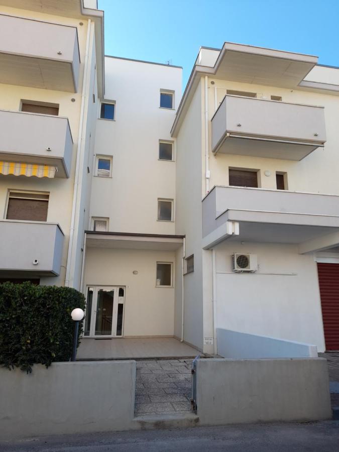 Appartamento Vista Mare Viserbella, Vicissimo Alla Fiera Rímini Exterior foto
