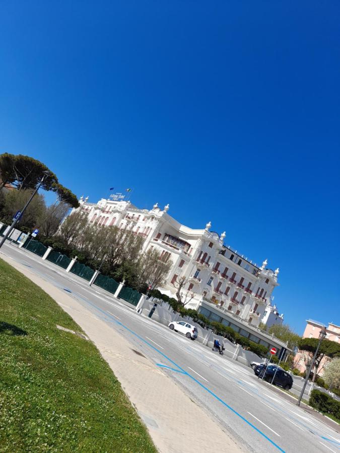 Appartamento Vista Mare Viserbella, Vicissimo Alla Fiera Rímini Exterior foto