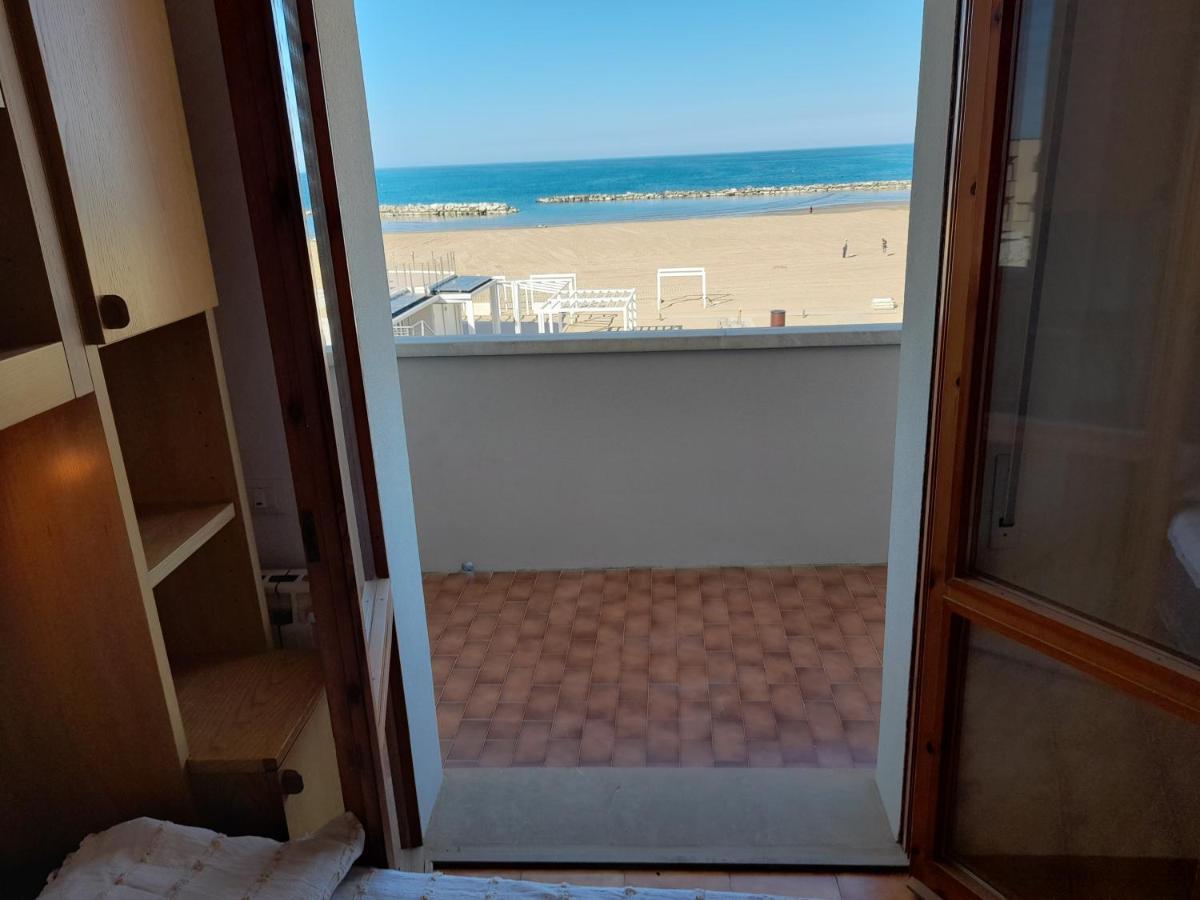 Appartamento Vista Mare Viserbella, Vicissimo Alla Fiera Rímini Exterior foto