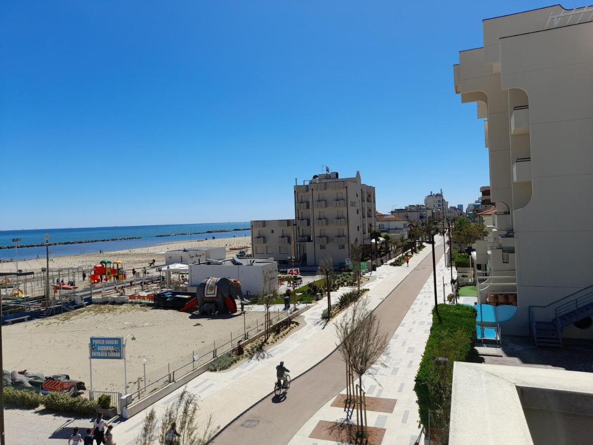 Appartamento Vista Mare Viserbella, Vicissimo Alla Fiera Rímini Exterior foto