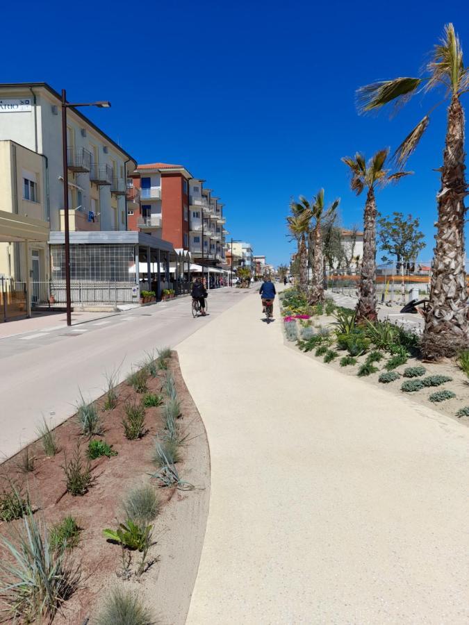 Appartamento Vista Mare Viserbella, Vicissimo Alla Fiera Rímini Exterior foto